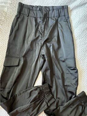 Women’s Zara satin Cargo Jogger Pants
